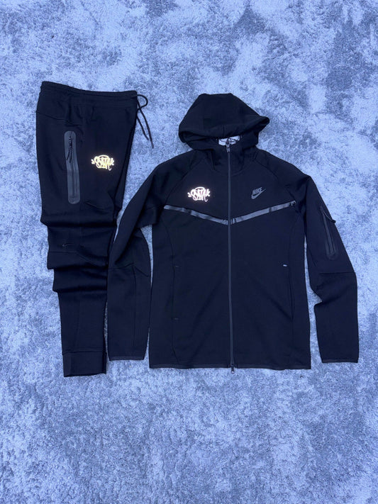 🔥🔝Nike tech black por synaworld edición limitada