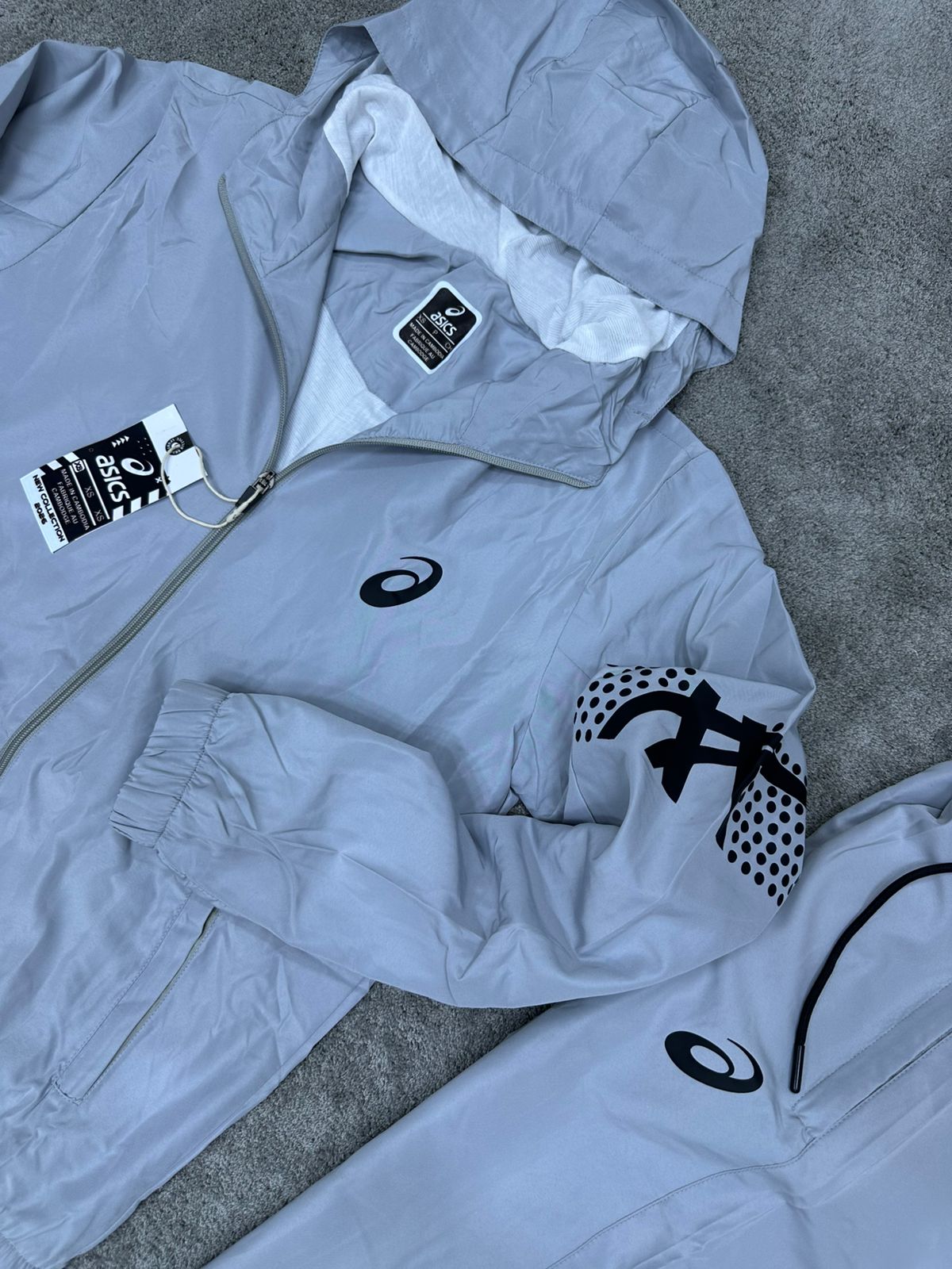 Chandal Asics ¨ Gris´´