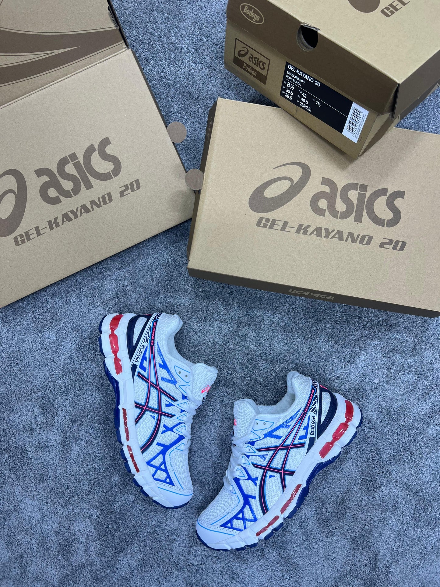 ASICS GEL-Kayano 20