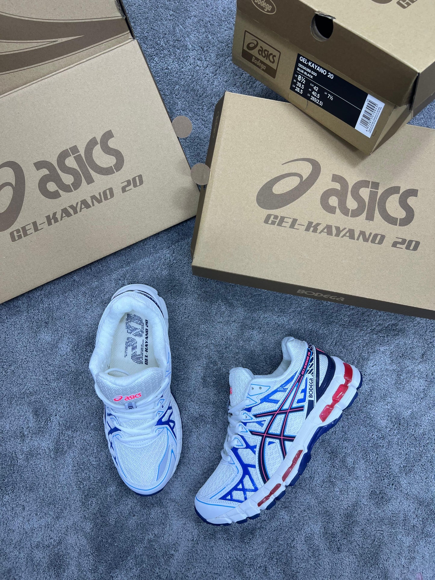 ASICS GEL-Kayano 20