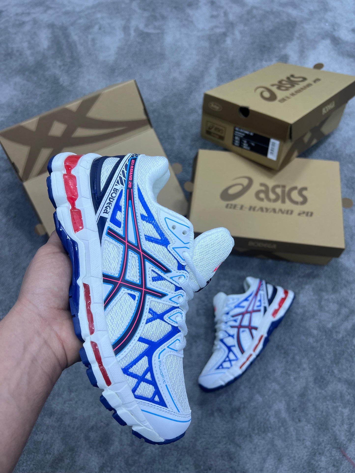 ASICS GEL-Kayano 20